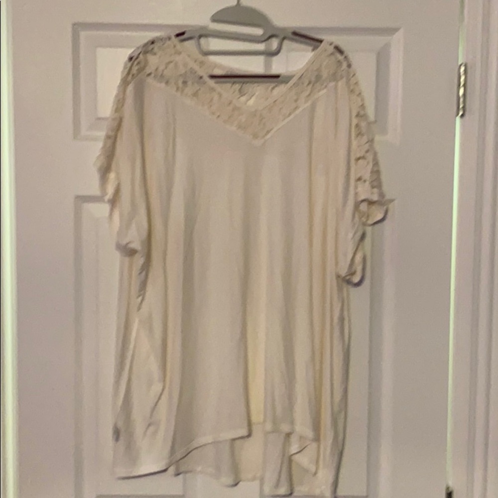 New with Tags Cato short sleeve blouse size 26/28w